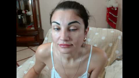 Karina online show from 12/05/25, 10:24