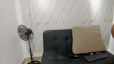 karina_aurora online show from 02/17/26, 04:42