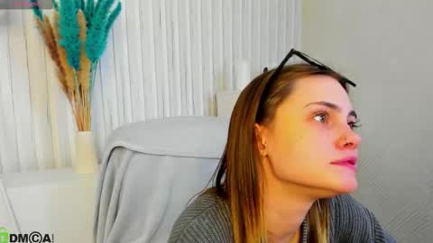 karina_broks online show from 11/15/25, 12:56