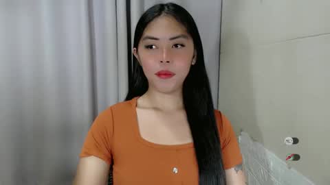 I AM BELLE online show from 03/11/25, 07:47