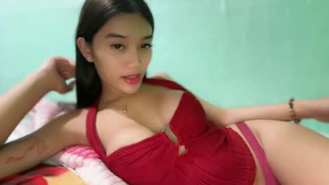 Snapshot of karina_goddess chatting on 06/21/26, 01:13 karina online show from 06/21/26, 01:13