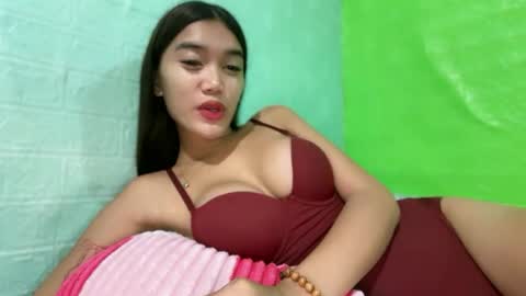 Snapshot of karina_goddess chatting on 07/11/26, 01:47 karina online show from 07/11/26, 01:47
