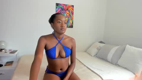 Snapshot of karina_lopez7 chatting on 01/16/25, 06:16 karina_lopez7 online show from 01/16/25, 06:16