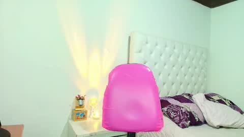 karina online show from 10/29/25, 02:14