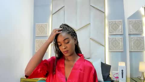 karinaacox online show from 03/03/26, 12:33