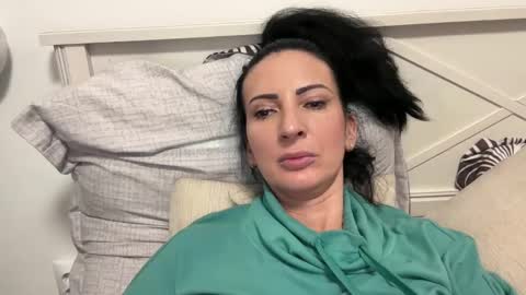 Snapshot of karinablair chatting on 01/10/25, 04:33 Karina online show from 01/10/25, 04:33