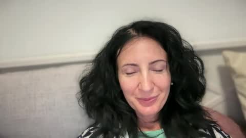 Snapshot of karinablair chatting on 02/24/25, 05:00 Karina online show from 02/24/25, 05:00