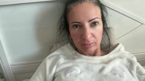 Karina online show from 11/24/25, 07:41