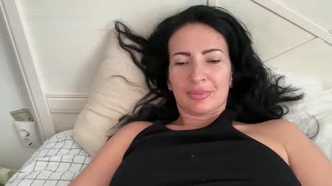 Karina online show from 03/12/26, 01:17