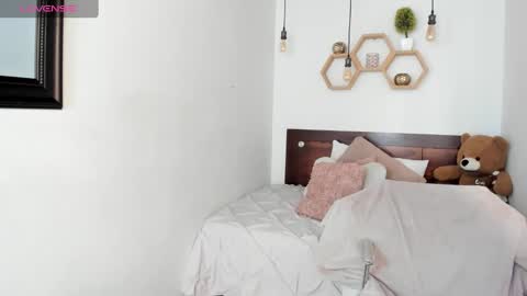 Karina online show from 02/08/25, 06:12