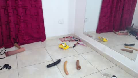 KarinaSimonz online show from 02/28/25, 11:45