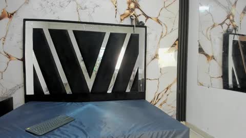 KarinaSimonz online show from 10/16/25, 06:53