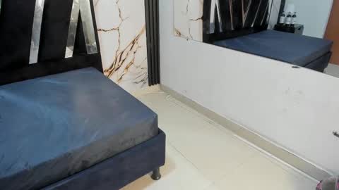 KarinaSimonz online show from 11/12/25, 10:41