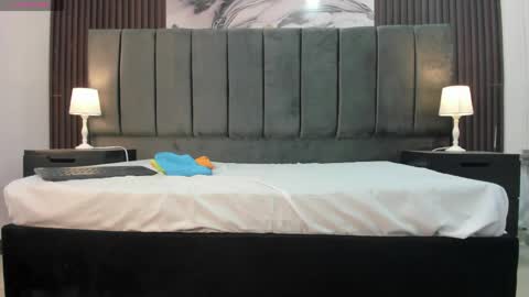 KarinaSimonz online show from 04/17/26, 11:08