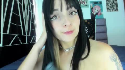 KARINNA  RAVEN online show from 10/15/25, 09:26
