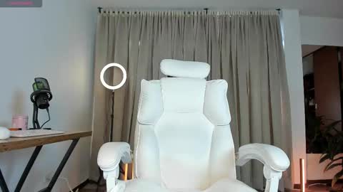 Karin online show from 03/12/26, 08:04