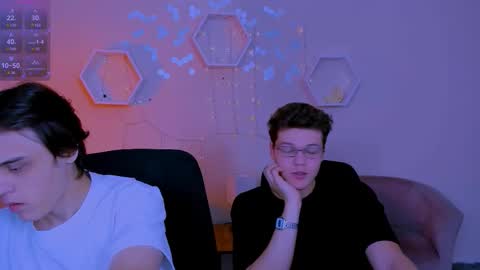 Karl online show from 11/08/25, 09:42