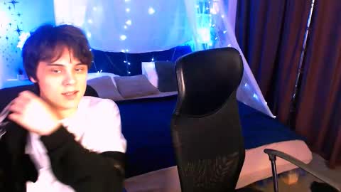 Karl online show from 11/22/25, 10:36