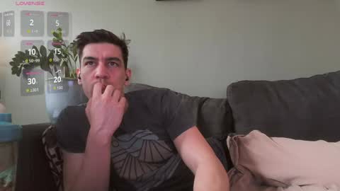 Karl online show from 04/12/26, 04:34