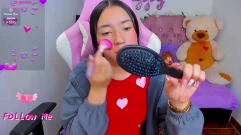 karla online show from 11/11/25, 05:07