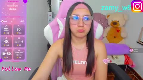 Snapshot of karla_cutee1 chatting on 05/12/26, 05:15 karla online show from 05/12/26, 05:15