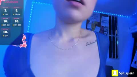 Snapshot of karla_honey_ chatting on 05/06/26, 01:27 Karla online show from 05/06/26, 01:27