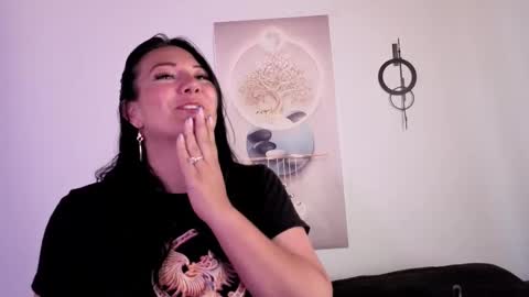 karla online show from 11/05/25, 03:56