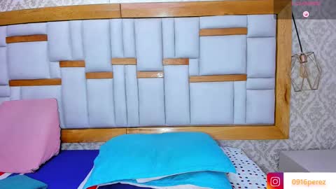 Snapshot of karla_wonderful chatting on 09/15/25, 07:14 karolina online show from 09/15/25, 07:14