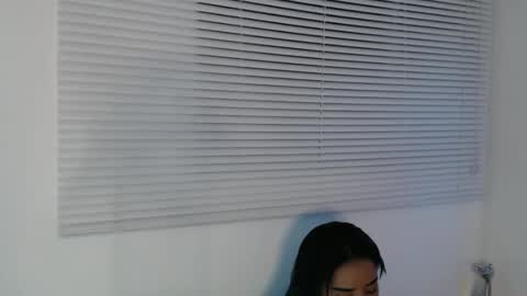 Snapshot of karlaa_bigxxx chatting on 10/22/25, 12:33 KARLA ARANGO online show from 10/22/25, 12:33