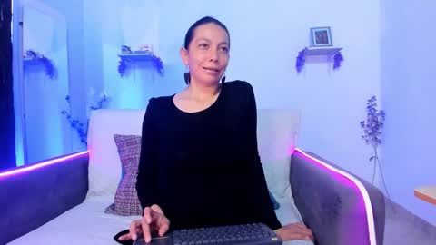 Karla online show from 12/15/25, 03:05