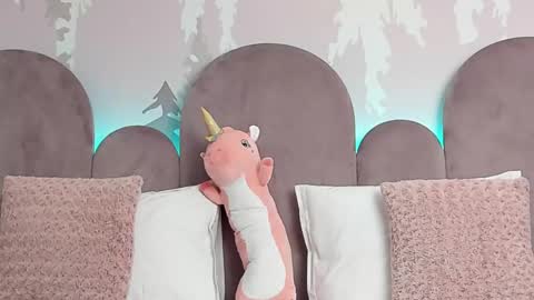 KarlaBart online show from 03/10/25, 08:37