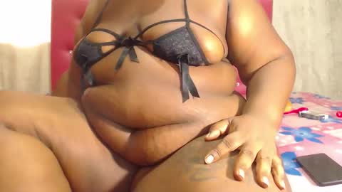 Snapshot of karlafreakk11 chatting on 10/13/25, 12:27 DAHIANA online show from 10/13/25, 12:27