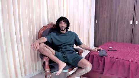 Snapshot of karlmarley1 chatting on 03/11/25, 06:53 Karl online show from 03/11/25, 06:53