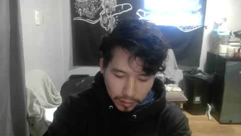 karloscm4 online show from 02/27/25, 06:42