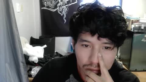 karloscm4 online show from 03/07/25, 07:27