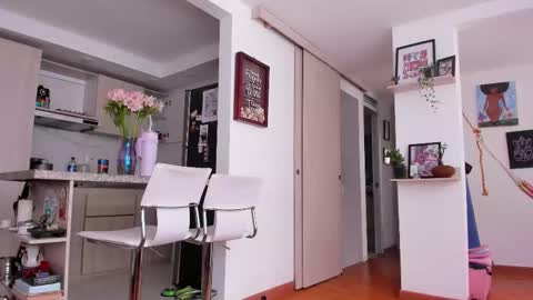 Karlye online show from 12/04/25, 01:09