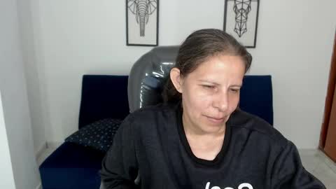 Snapshot of karlye_hot chatting on 12/03/24, 04:36 KARLYE online show from 12/03/24, 04:36