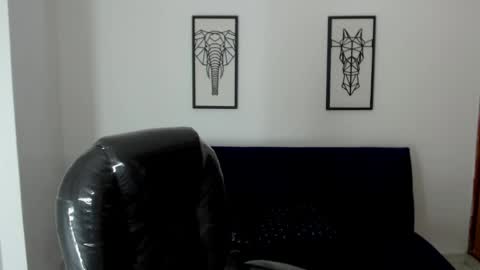 Snapshot of karlye_hot chatting on 12/14/24, 02:56 KARLYE online show from 12/14/24, 02:56