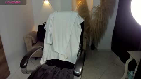 KARLYE online show from 02/06/26, 03:00