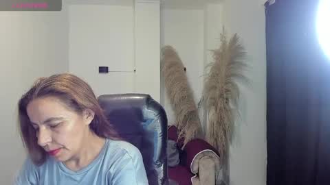 Snapshot of karlye_hot chatting on 05/25/26, 05:35 KARLYE online show from 05/25/26, 05:35