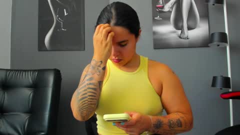   online show from 04/01/26, 04:37