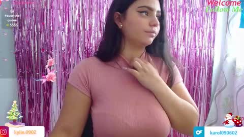 karol 09 online show from 12/19/24, 02:35