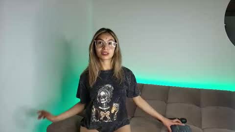 karol_goode online show from 10/28/25, 03:32