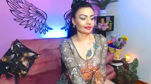 Karol Kenedy online show from 03/10/25, 05:43