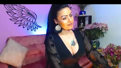 Karol Kenedy online show from 10/05/25, 05:39