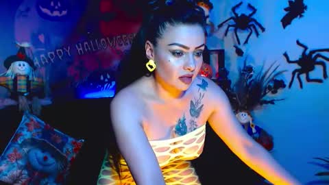 Karol Kenedy online show from 10/27/25, 06:06