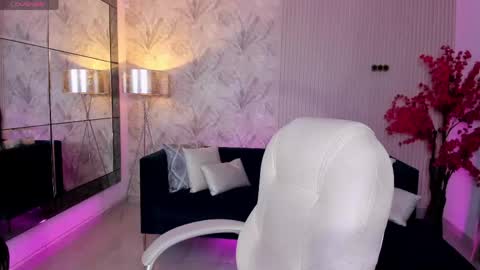 karol_priston online show from 06/04/26, 03:12