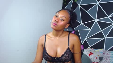 Karol  online show from 10/11/25, 07:12