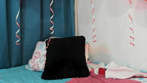 karol_w10 online show from 02/13/25, 09:49
