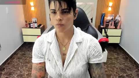 Karol and Luna online show from 09/18/25, 02:35